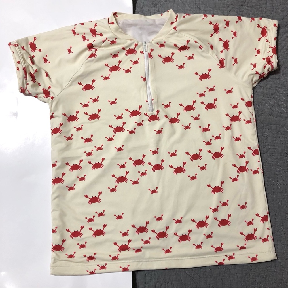 FIN & VINCE Crab Print Kids Rash-guard Top • 8 Unisex